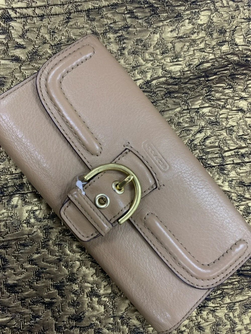 Coach Pebble Leather Buckle Wallet in Dusty Rose